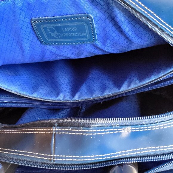 McKlein Blue Edgebrook Leather Wheeled Laptop Briefcase - Picture 7 of 9